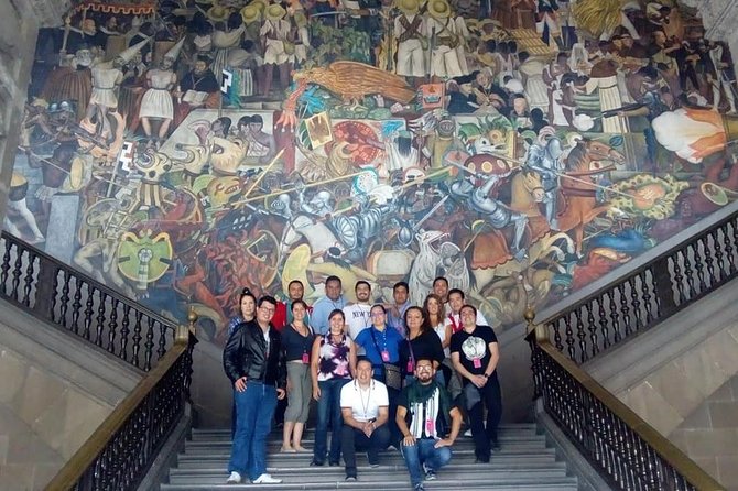 10 wonders of the Historic Center of Mexico City food and music - Lunch at the end: plan your appetite for quesadilla comfort food