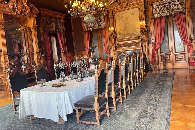 100% private tour in Chapultepec Castle & around (with transport) - Getting your footing: ramps, heat, and on-site rules