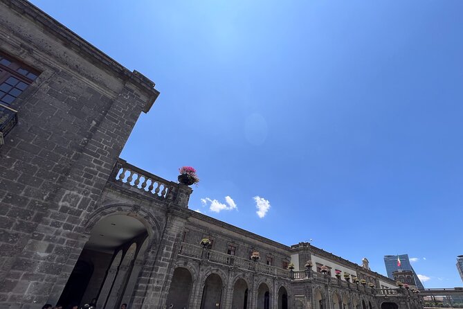 100% private tour in Chapultepec Castle & around (with transport) - What kind of traveler should book this?