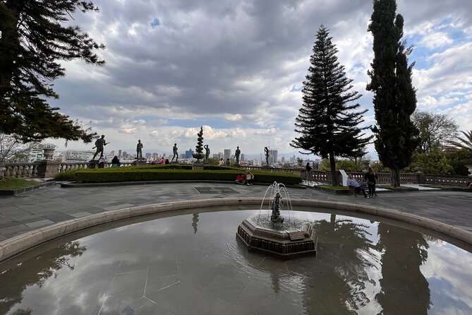 100% private tour in Chapultepec Castle & around (with transport) - Petroglyphs, prehispanic water boxes, and the Moctezuma baths area