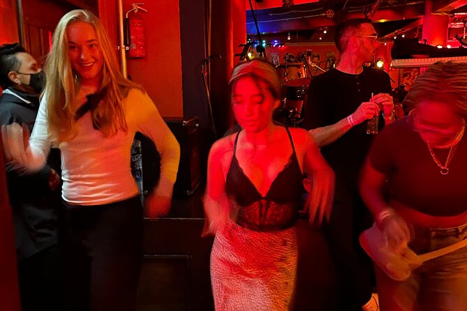 2 Hours and 30 Minutes Salsa Night in México City - The 8:30 PM Start and the 2.5-Hour Flow