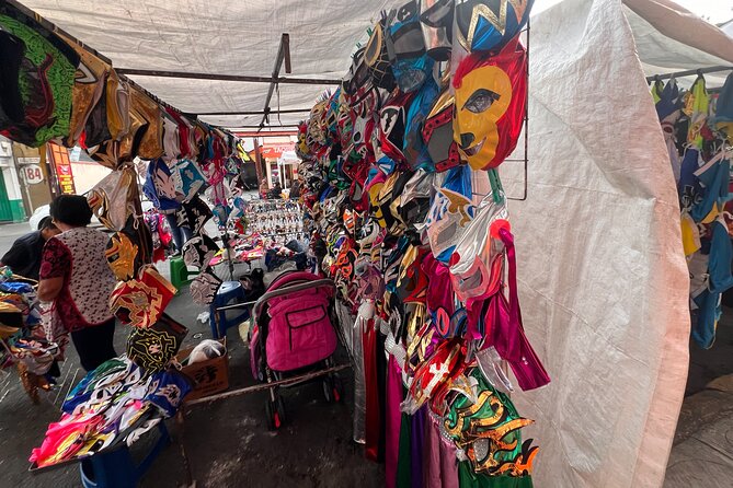 2 hours Lucha Libre Show (mexican wrestling) with transport - Value check: is $128.52 worth it