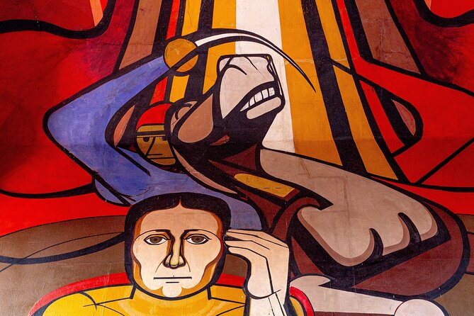 2 Hours of Mexican Muralism with an Art Lover - Museo Vivo del Muralismo: Rivera’s 248 murals and the three-floor layout