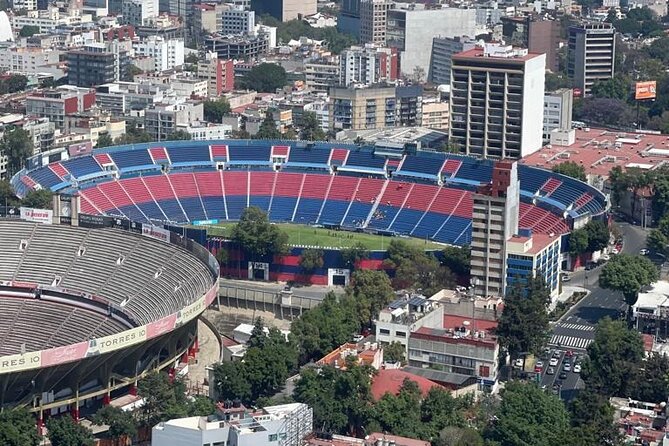 30 min Private Helicopter Tour in Mexico City - Downtown skyscrapers, Palacio de Bellas Artes, and Revolution-era monument energy