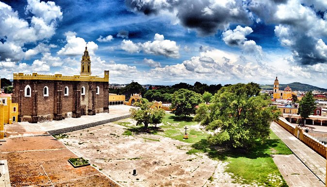 6-Night Best of Central Mexico Tour: Teotihuacan Pyramids, Taxco, Cuernavaca and Puebla from Mexico City - Cuernavaca and Taxco: Eternal Spring, Silver Streets, and a Long Road Day