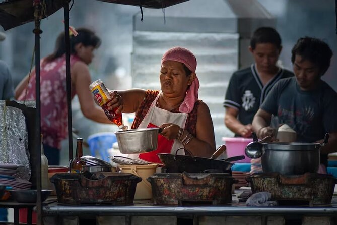 A Taste of Hidden Mexico City - The hosts matter: Karl and Milou’s storytelling style
