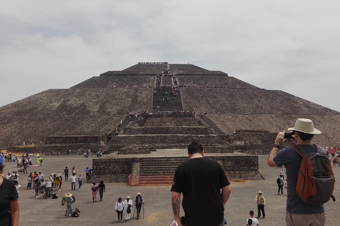 Acolman-Teotihuacán-Plaza of the Three Cultures- Craft Workshop - Shopping time at the artisan workshop: how to keep it fun