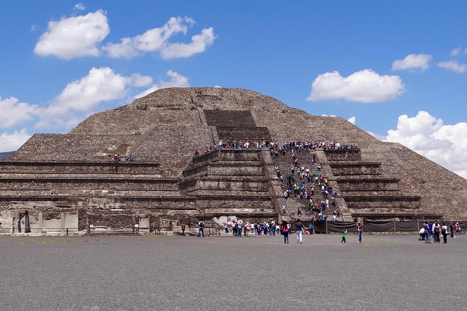 Acolman-Teotihuacán-Plaza of the Three Cultures- Craft Workshop - Who this tour suits best