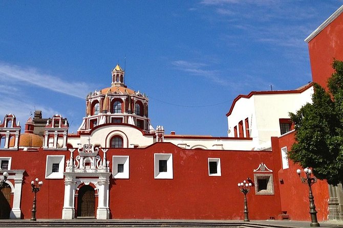 All-Day Cholula & Puebla Tour from Mexico City - Stop 6: La Calle de los Dulces, your sweet ending