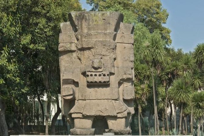 Anthropology Museum Guided Tour - Maya tomb reconstructions and Chichen Itza’s Sacred Cenote