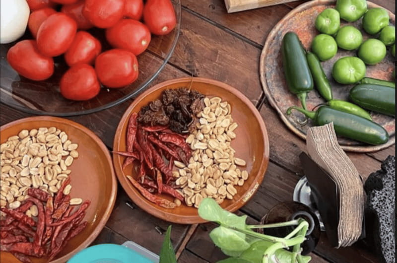 Authentic Mexican Salsas Workshop - Tacuba Market Shopping: Learn What Makes Chilies and Produce Work