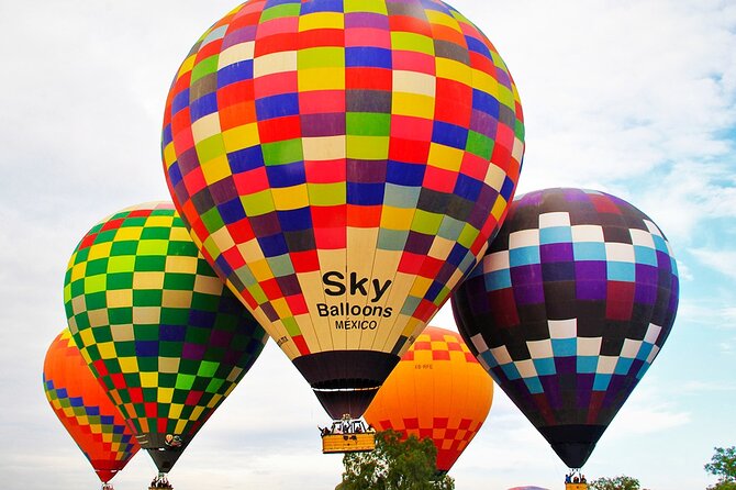 Balloon adventure: transfer+breakfast in the cave+guided pyramids - Return to CDMX Around Midday: Shared Tour Reality