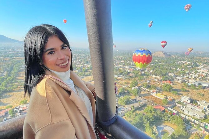 Balloon flight + Breakfast in cave + Pyramids + Pick up CDMX. - Getting Picked Up From CDMX Without Losing Your Morning