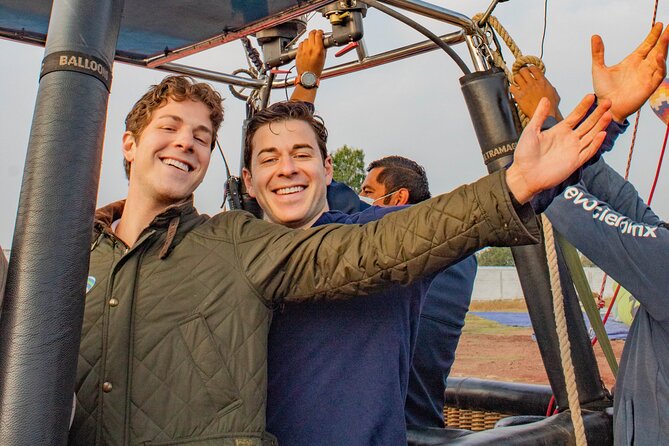 Balloon flight + Breakfast in cave + Pyramids + Pick up CDMX. - The Flight Itself, From Inflation Photos to the Sunrise Lift