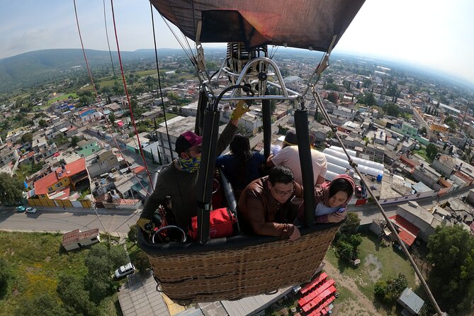 Balloon flight through Teotihuacan + Transportation CDMX + Pyramids - Getting to the Angel of Independence at 6:00 am