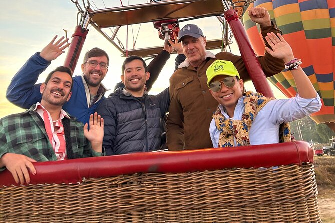 Balloon Flight with Breakfast in Cave and Round Trip CDMX - Who Should Book This Balloon-and-Breakfast Day Trip