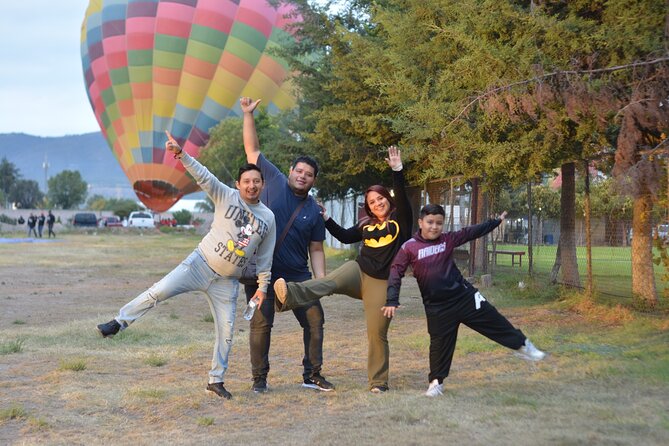 Balloon Flight with Cave Breakfast and CDMX Round Trip - Teotihuacan at sunrise: the hot air balloon portion