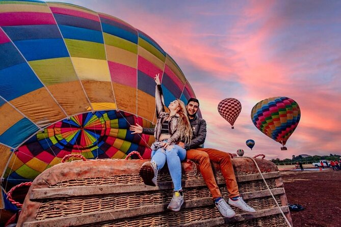 Balloon flight with or without Teotihuacan half day tour - Globopuerto check-in: coffee, cookies, and balloon assignments