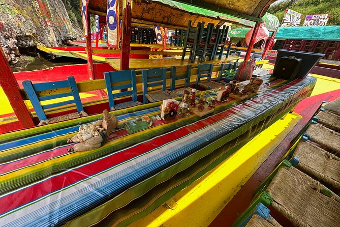 Boat Tour in Mexico City and Mezcal Fiesta with Food and ∞Drinks - Optional axolotl sanctuary add-on for the nature seekers