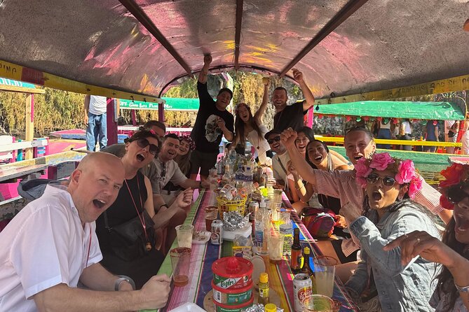 Boat tour in Mexico City with Live Guide with Food and Drinks - The Live Guide Factor: Context, Traditions, and Real-World Tips