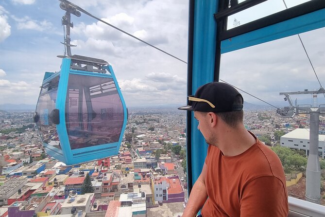 CableCar Experience: Off the Beaten Path Mexico City Walking Tour - Stop 2: the Metro stretch, why this matters more than it sounds