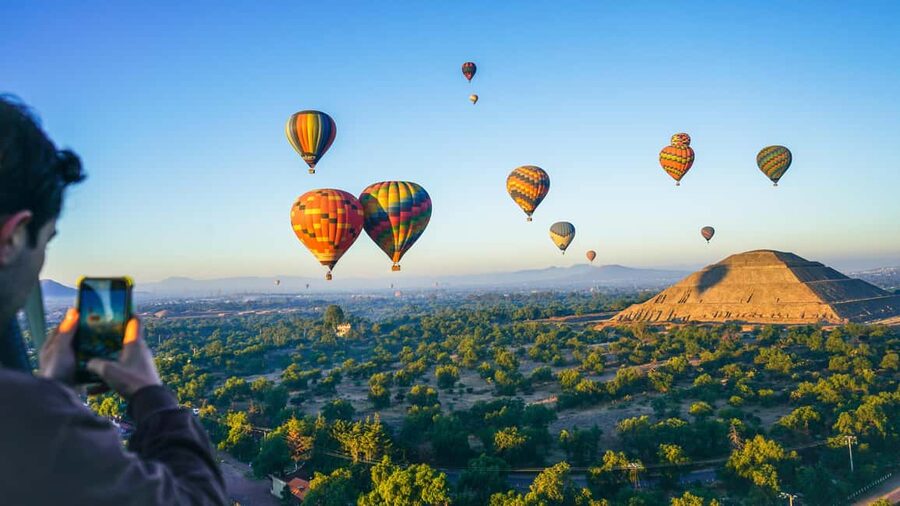 CDMX: balloon ride over Teotihuacan with transportation included - Sunrise Teotihuacan Balloon, Starting From Mexico City’s Angel Zone