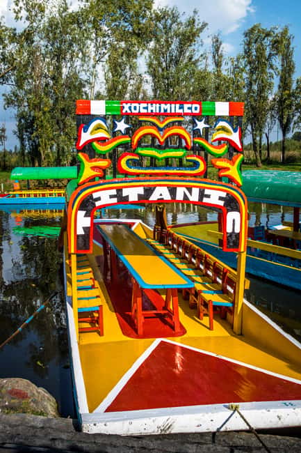 CDMX: Coyoacán, UNAM, Xochimilco, and optional Frida Kahlo Museum - Morning pickup: where to meet and how early to plan