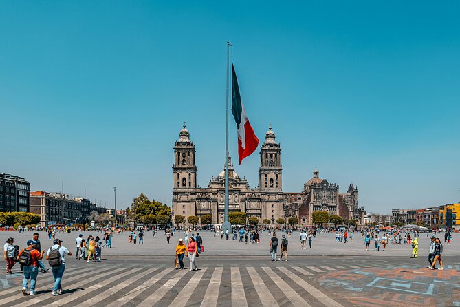 CDMX Historic Center Walking Tour (2 hours) - A 2-hour Historic Center walk that stitches big stories together