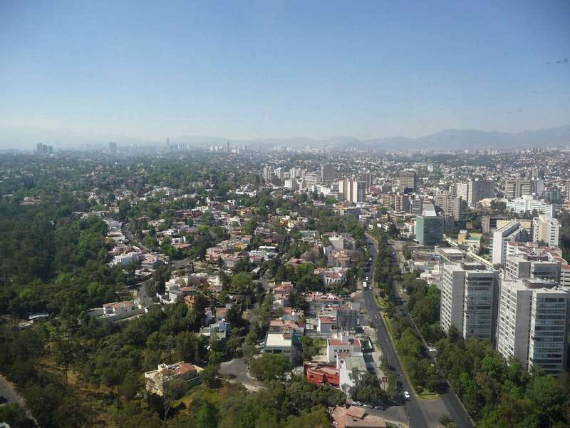 CDMX: Neighborhoods Contrasts Private Tour - Polanco: where style, food, and shopping tell a story