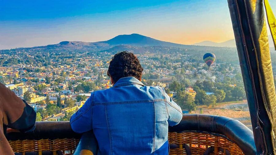 CDMX: Teotihuacan Hot Air Balloon with Breakfast - Tlacaelel Lunch Break and the pace check