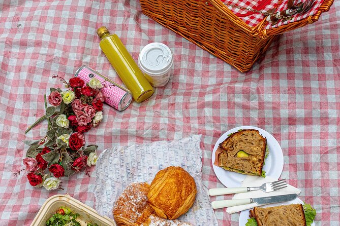 Chapultepec Walking Tour and Picnic - Key highlights worth aiming for