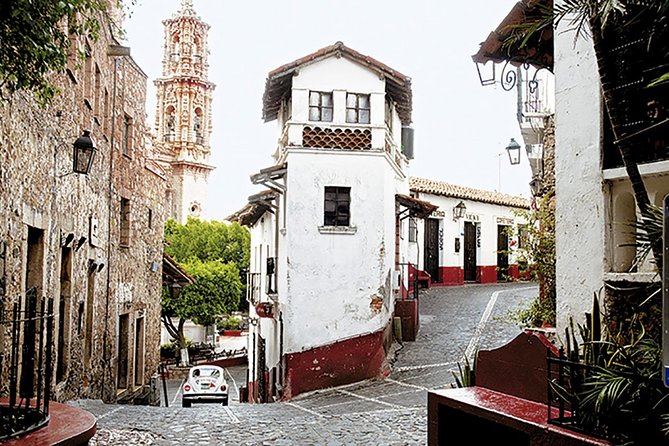 Cuernavaca and Taxco 1-day Tours from Mexico City - Getting Started: 8:00 am Pickup and Private Group Comfort