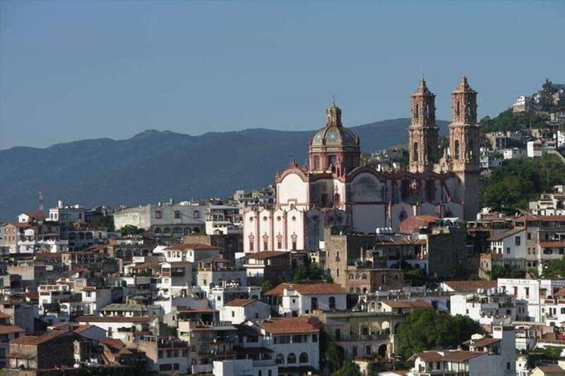 Cuernavaca and Taxco Day Tour - A two-city route built around Cuernavaca flowers and Taxco silver