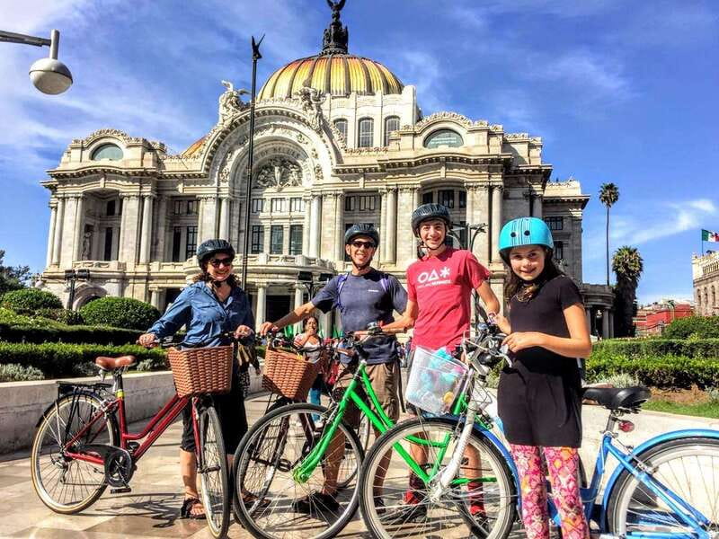 Cultural Ride: Historic center & Highlights of Mexico City - Meeting point at the bike shop, then you’re rolling fast