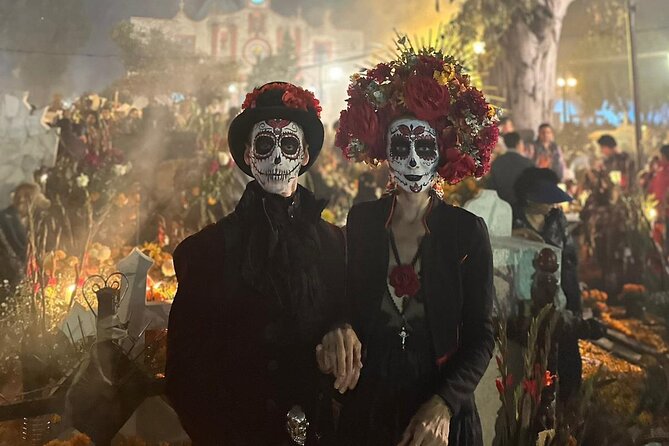 Day of the Dead in Mixquic Visit the Houses and Altars Pantheon - Houses and Altars: What to Look For in Real Ofrendas