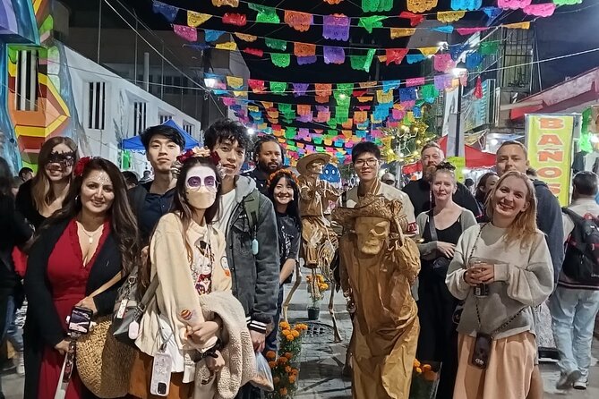 Day of the Dead Tour in Mixquic from Mexico City - Alumbrada night: the moment people talk about