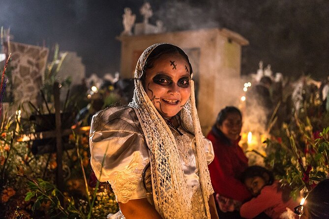 Day of the Dead Tour in Mixquic from Mexico City - Getting there from Mexico City, and why the 2:00 pm start matters