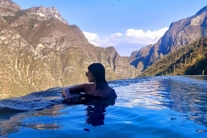 Day trip to Grutas Tolantongo Hot Springs - Guide quality at Excellentravel: Ricardo, Etiène, and Guido