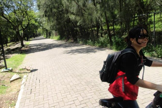 Discover Mexico City by Bike: Chapultepec to Downtown Tour! - End At The Zócalo: Turn This Ride Into More Downtown Time