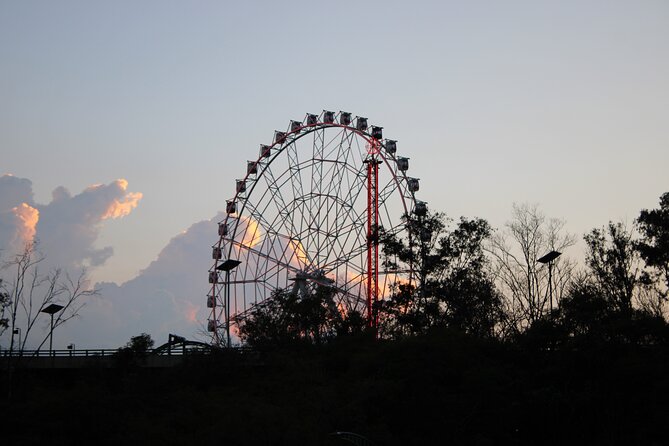 Discover Reforma & Chapultepec Park: Cable Car & Ferris Wheel - Paseo de la Reforma walk: how monuments feel less random