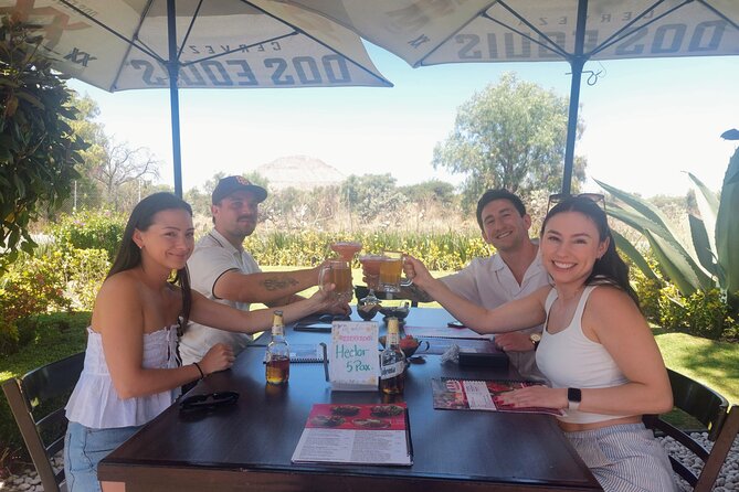 Discover Teotihuacan - Obsidian workshop and the 18+ tasting, a fun add-on to a serious site