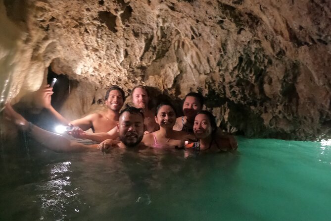 Early & Express Tolantongo Hot Springs - Air-Conditioned Van Ride Through Mountain Roads (Plus Comfort Tips That Matter)