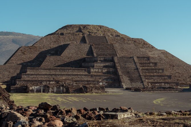 Early & Express Tour Teotihuacan Pyramids - Arriving at 8:00 a.m. and getting the quiet Teotihuacan feeling