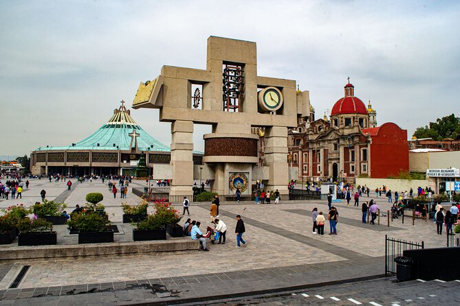EXCLUSIVE TOUR Basilica of Guadeloupe – small groups - Stop 3: Museo de la Basilica sacred art tied to the Conquest era