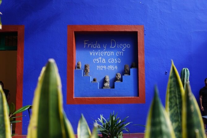 EXCLUSIVE TOUR Frida Kahlo, Coyoacan and Xochimilco - small groups - Price and value: does $167.18 feel fair?