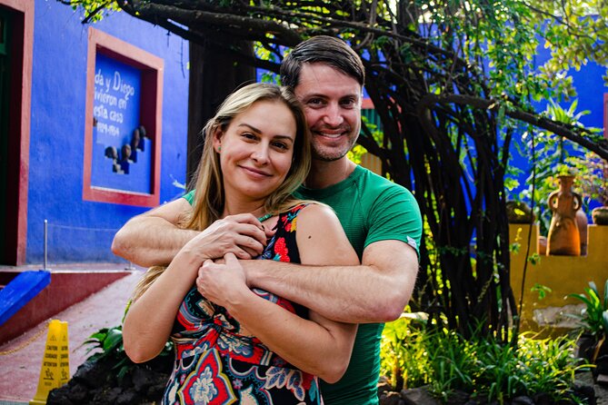 EXCLUSIVE TOUR Frida Kahlo Museum - SMALL GROUPS - Anahuacalli Museum stop: self-guided so you can set the pace