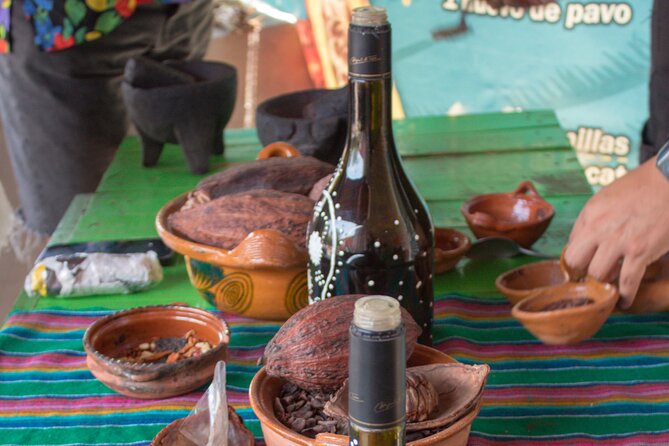 Exclusive Tour in Teotihuacan, Breakfast in the Cave and CDMX pick-up - Stop 5: Taller de Cacao Cacahuatl Teotihuacan and the fun science of chocolate