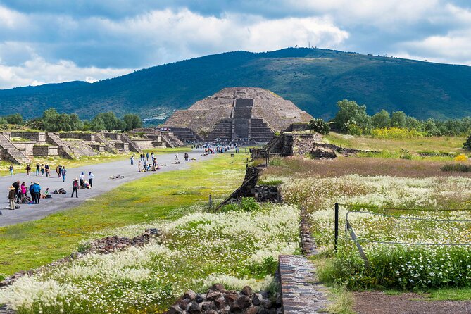 EXCLUSIVE TOUR Teotihuacán - Small Groups - Beyond the Photos: The Pre-Hispanic City Context You Do Not Want to Miss
