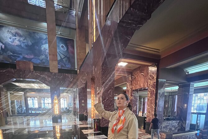 Exploring Mexican Muralism: A Journey through Bellas Artes Palace - Palacio de Bellas Artes: why this mural tour starts with the building