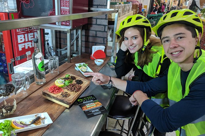 Foodie Lovers And Trendy CDMX E-bike Tour - Mercado de Medellín Food Stop, Top Street Bites and Off-Menu Moments